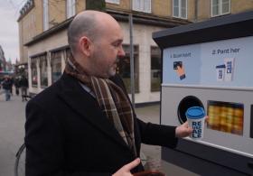 В Дании стали продавать кофе в платных стаканах, чтобы избавиться от мусора