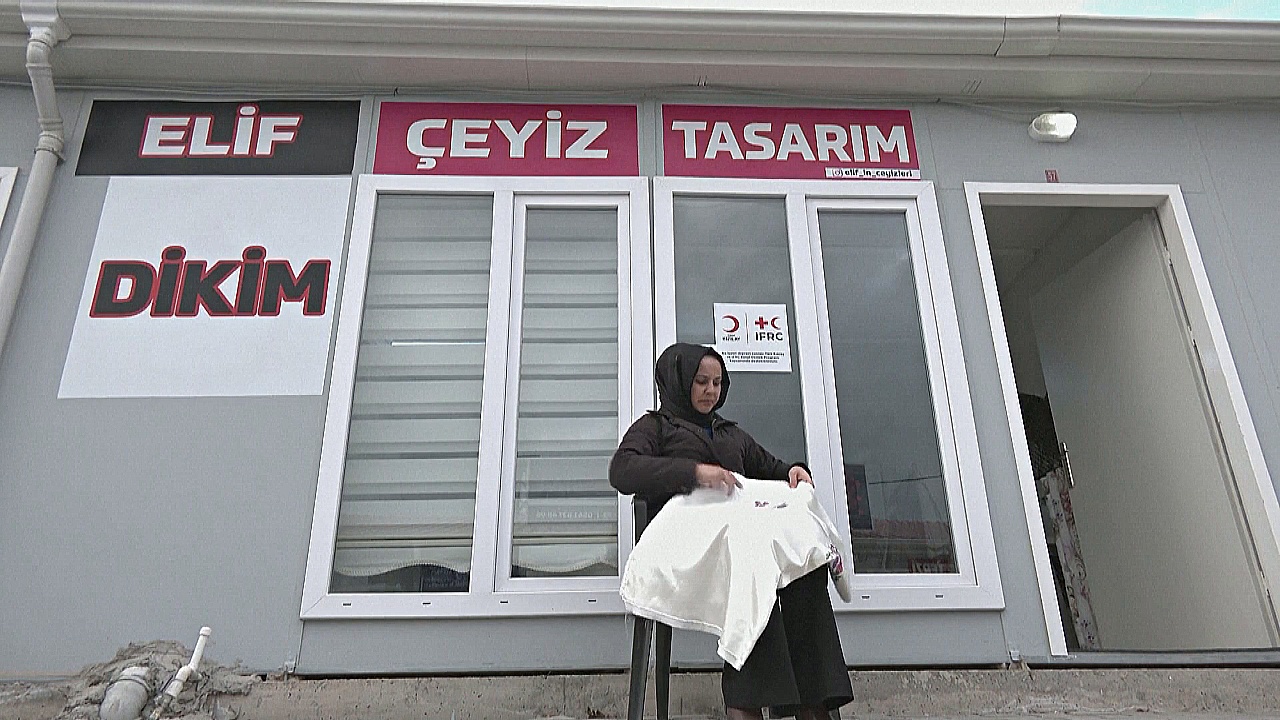 Год после землетрясения: как в Турции восстанавливают жизнь