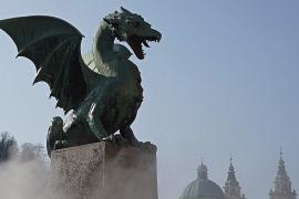 Столица Словении – «город Драконов» – отмечает китайский Новый год