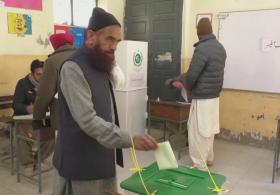 Выборы в парламент Пакистана завершились провалом