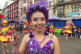 Водоворот красок и музыки закружил боливийский Ла-Пас во время карнавала