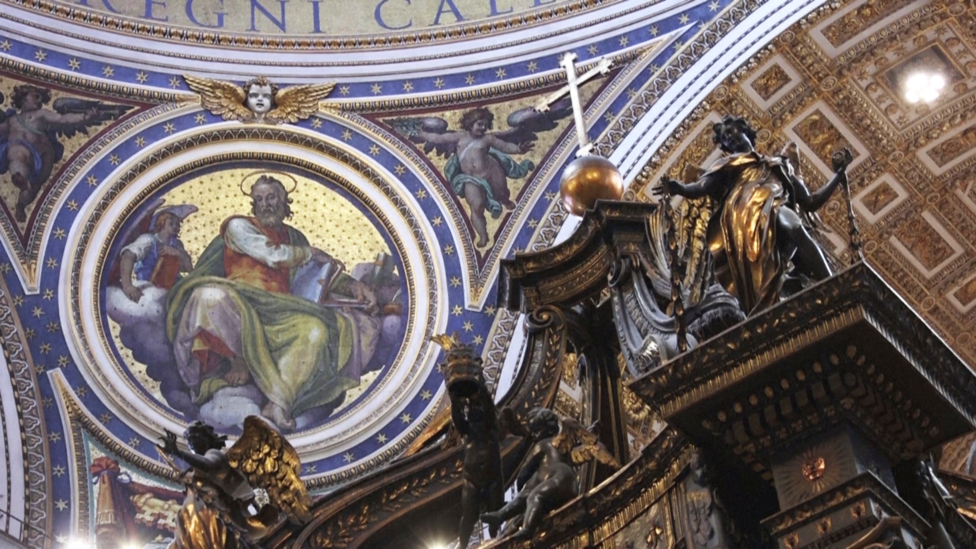 В Ватикане реставрируют центральный элемент собора Святого Петра