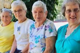Как живут четыре школьные подруги, поселившись вместе в 80 лет