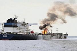 Трое моряков погибли в Красном море в результате ракетной атаки хуситов