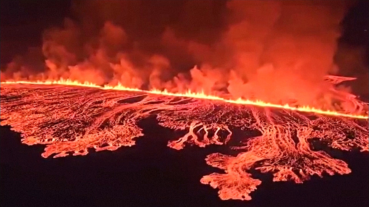 Извержения на полуострове Рейкьянес в Исландии могут стать нормой