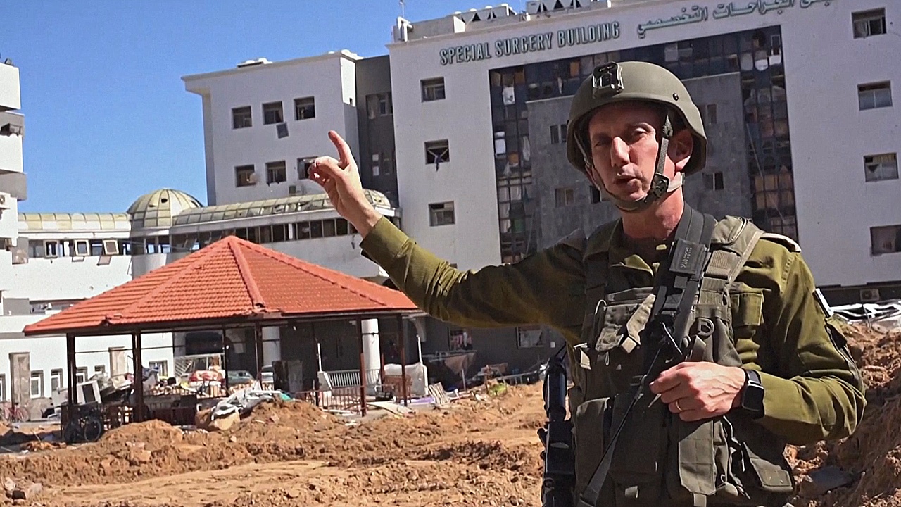 Израильская армия показала видео с тем, что обнаружили в больнице «Аль-Шифа»