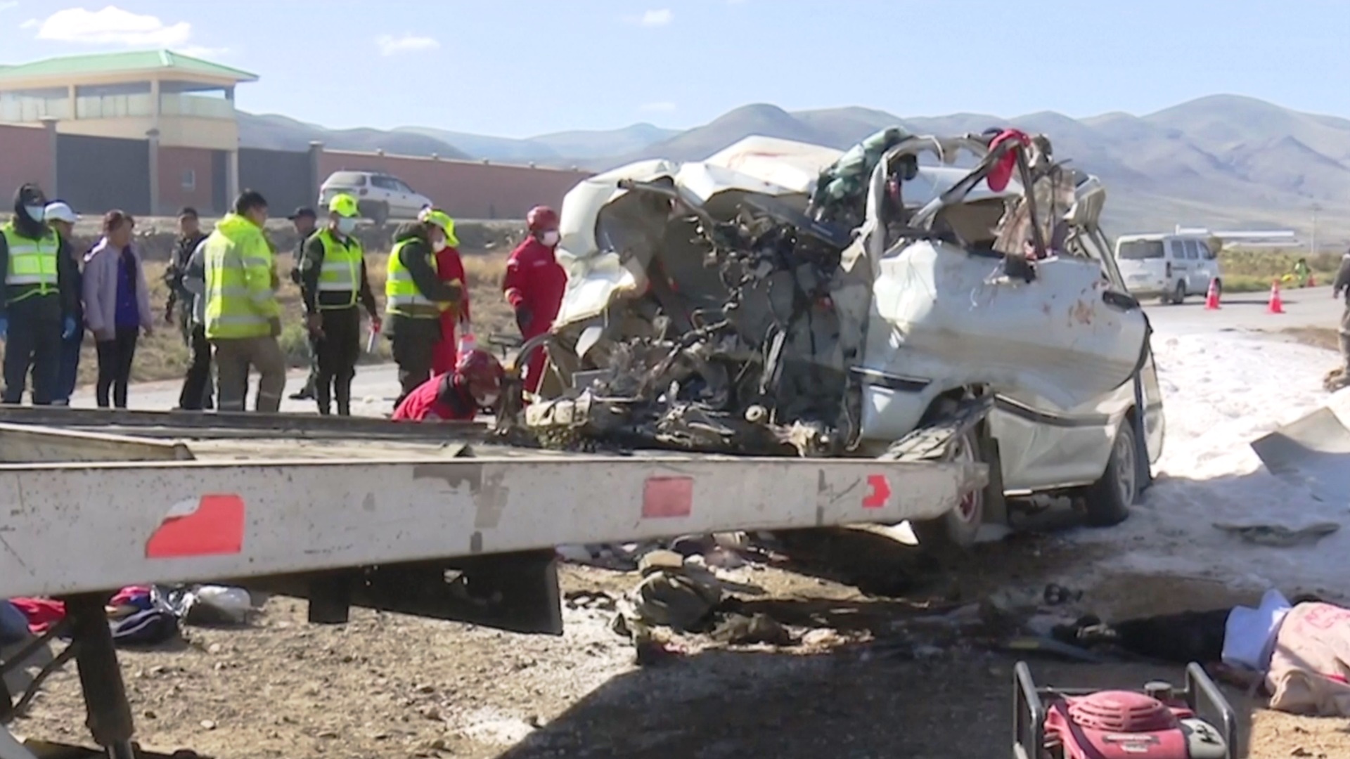 Автобус попал в ДТП в Боливии: почти все погибли