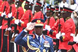 Разбился вертолёт: в Кении погиб командующий армией