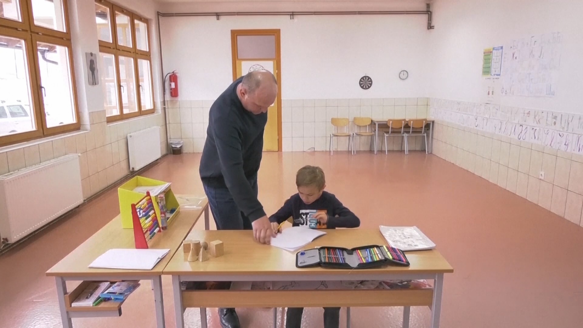 Боснийский мальчик – единственный ученик в своей школе