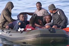 Закон приняли: Великобритания начнёт высылать нелегальных беженцев в Руанду