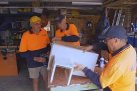 В Австралии для пингвинов строят домики с вентиляцией