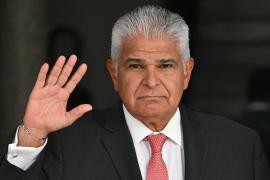Новый президент Панамы обещает решить проблему обмеления Панамского канала