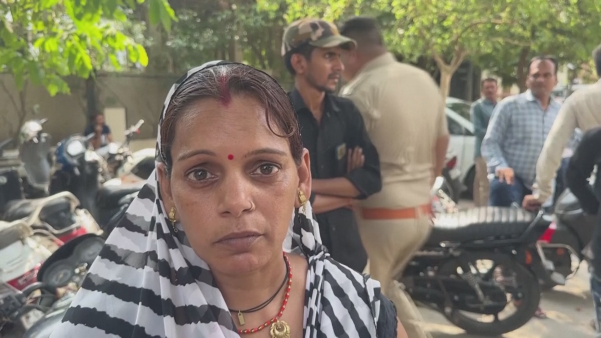 Родственники ждут известий: страшный пожар в парке развлечений в Индии