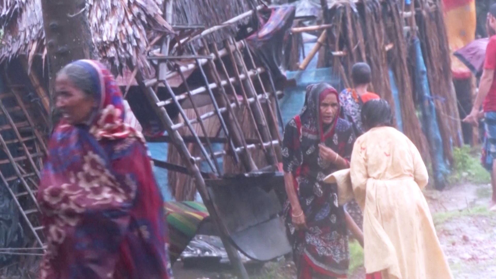 Циклон «Ремаль» ударил по Индии и Бангладеш
