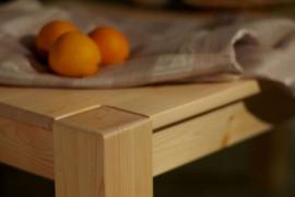 Массив сосны — что за материал