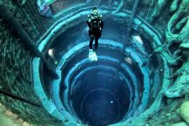 Дубай создал самый глубокий в мире бассейн в виде затонувшего города