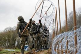 На польско-белорусской границе накаляется обстановка из-за наплыва мигрантов