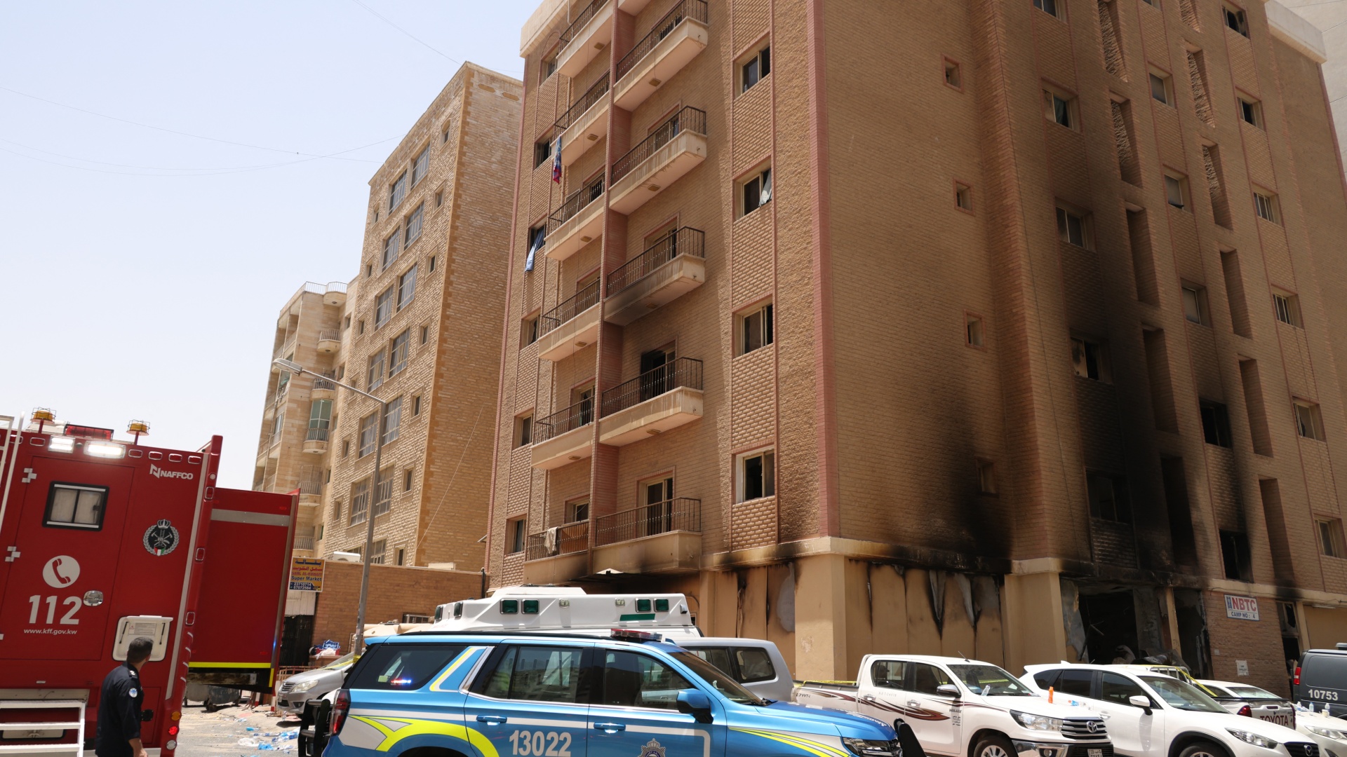 Пожар в общежитии в Кувейте: погибло более 50 рабочих
