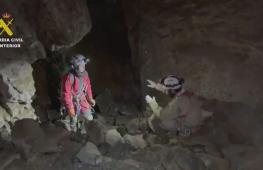 В Испании спасли двух пропавших спелеологов после 40-часовых поисков
