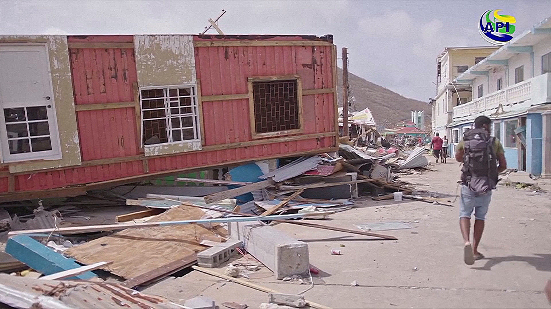 «Это армагеддон»: ураган «Берил» разрушил почти все здания на некоторых островах Гренады