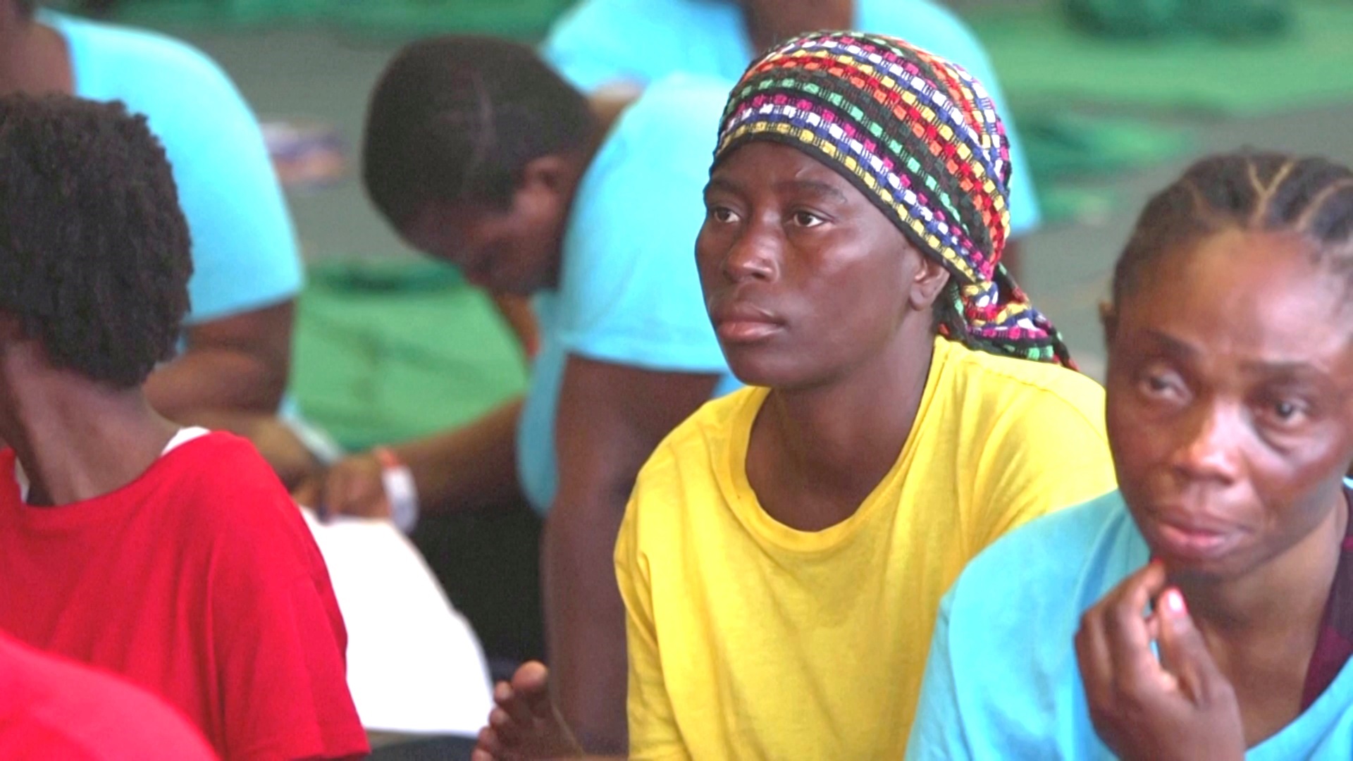 Пытки и бегство от войны: спасённые в море мигранты делятся своими историями Пытки и бегство от войны: спасённые в море мигранты делятся своими историями