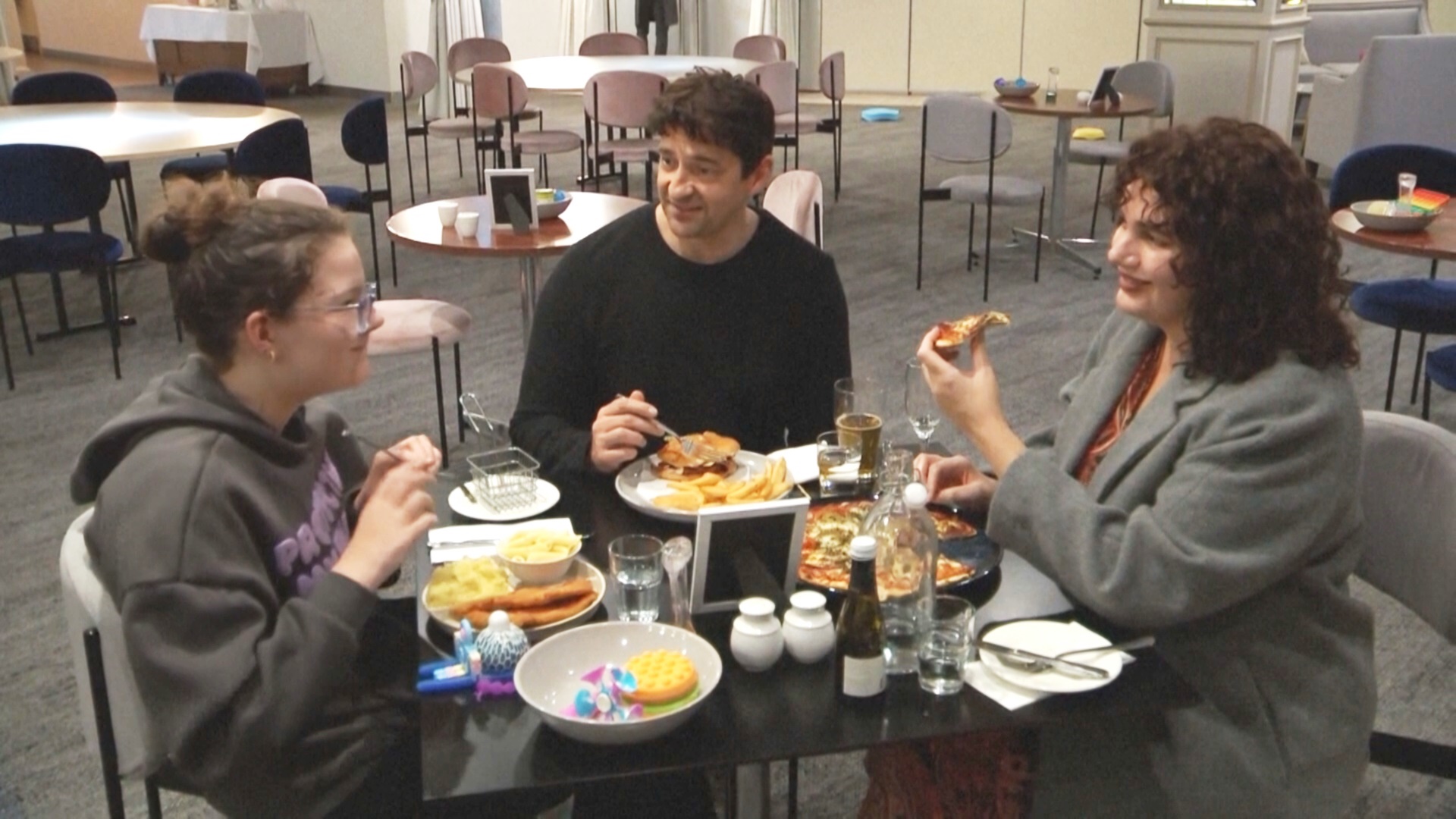 Австралийка открыла ресторан для аутистов Австралийка открыла ресторан для аутистов