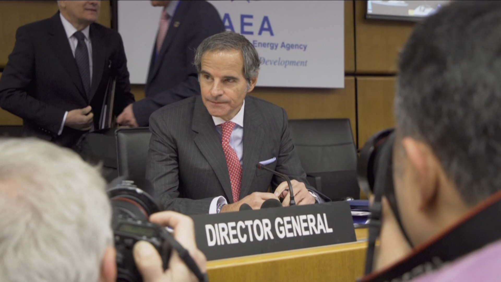 МАГАТЭ приняло резолюцию, за которой могут последовать санкции против Ирана МАГАТЭ приняло резолюцию, за которой могут последовать санкции против Ирана