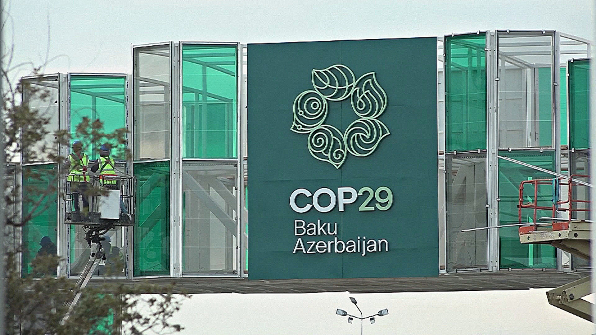 Баку готовится принимать COP29, а также тысячи иностранных туристов