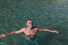 На побережье Хорватии пляжный сезон затянулся