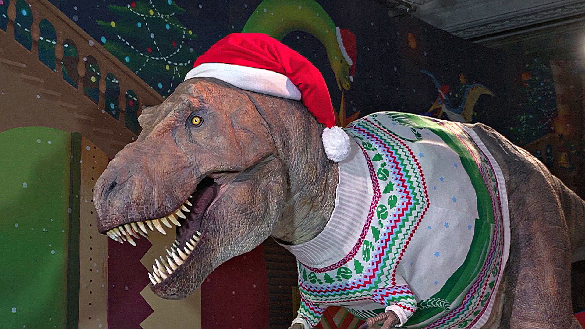 Санта-Рекс: лондонский тираннозавр переоделся к Рождеству Санта-Рекс: лондонский тираннозавр переоделся к Рождеству