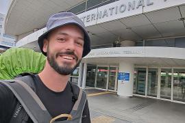 Египтянин без самолёта добрался из Египта в Японию, став интернет-звездой