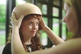 Ирландка придумала портативное устройство для охлаждения головы во время химиотерапии