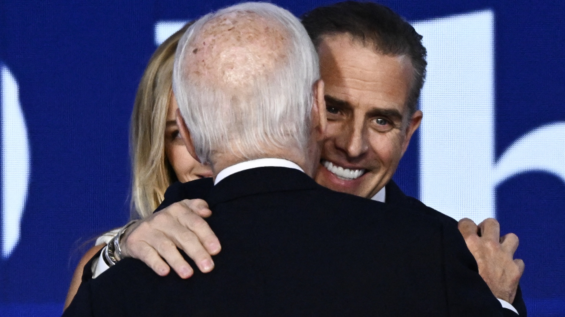 Джо Байден помиловал своего сына Хантера