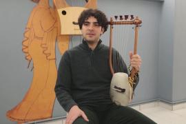 «Встреча с прошлым»: греческая семья сохраняет древние инструменты