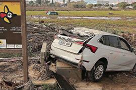 Природный заповедник Альбуфера в Испании завален мусором после наводнений
