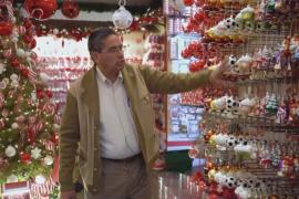 В мексиканский городок Тлальпухауа едут за ёлочными украшениями со всей страны