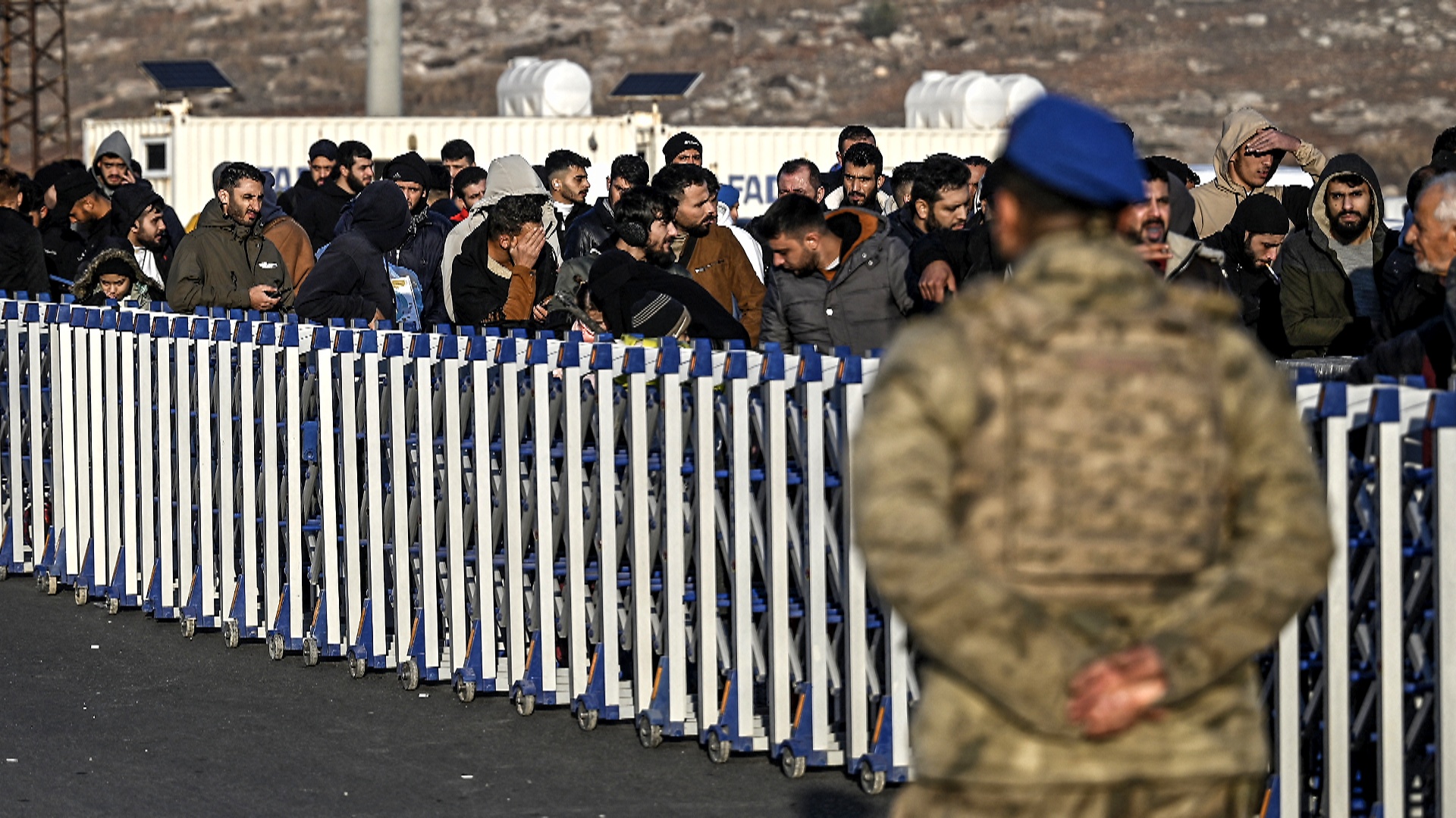 Турция открывает КПП на границе с Сирией, который был закрыт с 2013 года Турция открывает КПП на границе с Сирией, который был закрыт с 2013 года