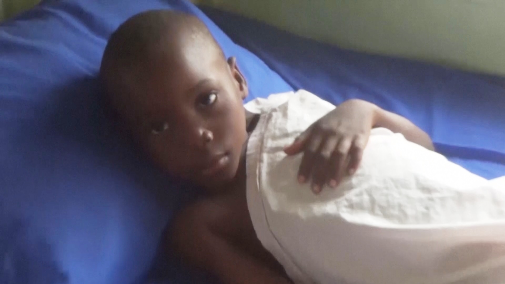 В Нигерии во время давки погибли не менее 35 молодых людей и подростков В Нигерии во время давки погибли не менее 35 молодых людей и подростков