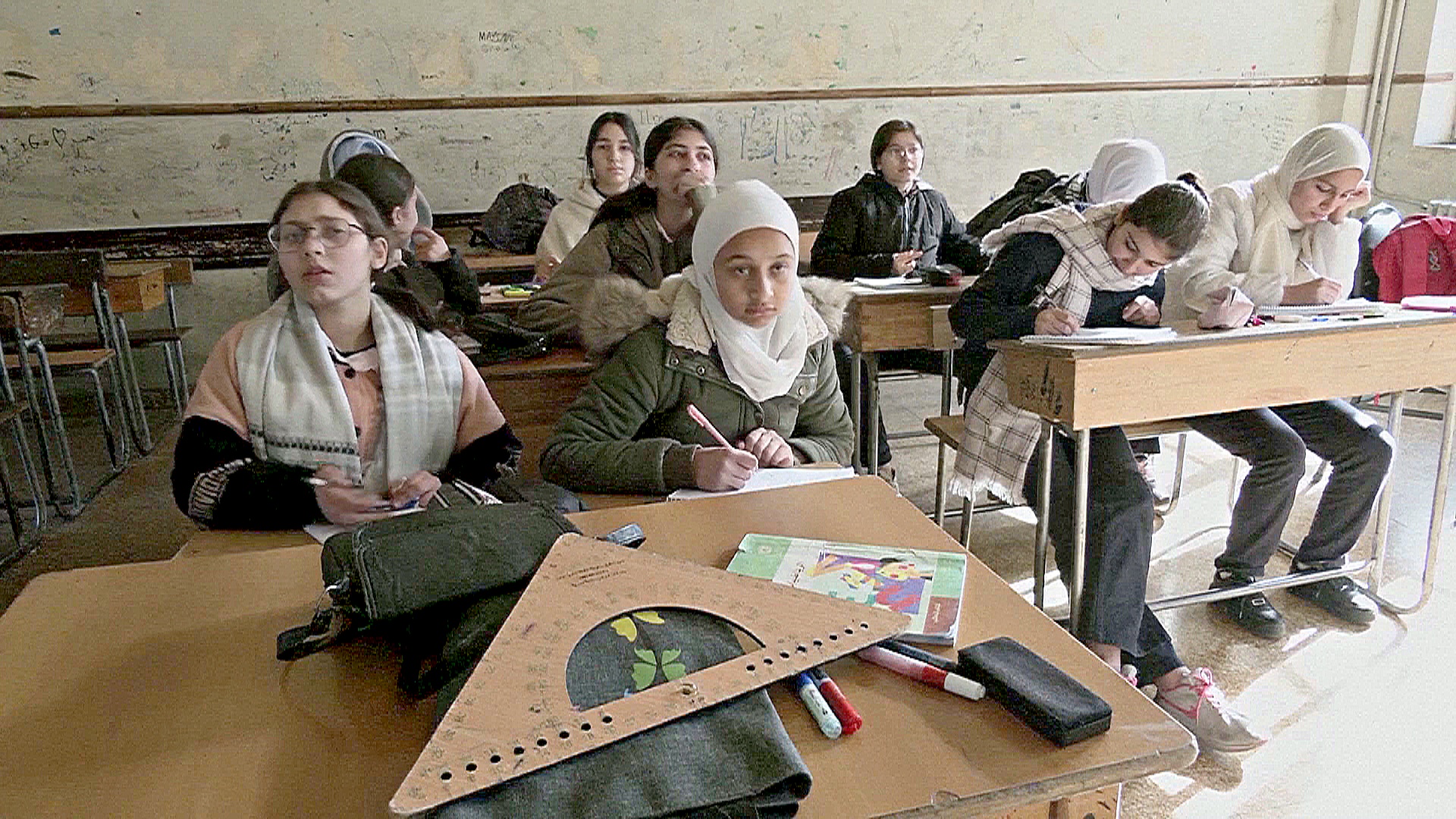 Новый министр: Сирия не будет ограничивать право девочек на образование