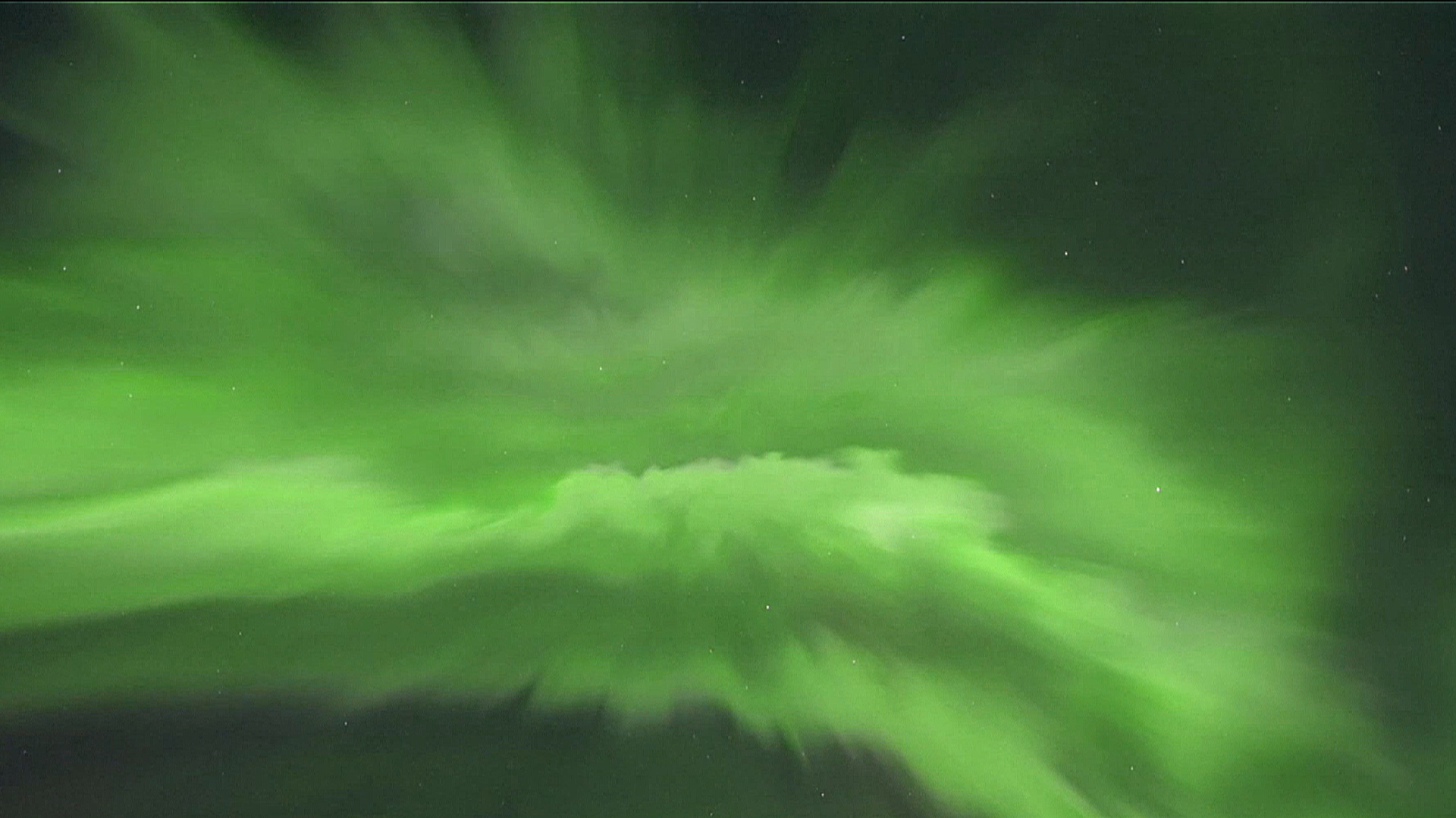 В погоне за северным сиянием: туристы едут в Лапландию за впечатлениями