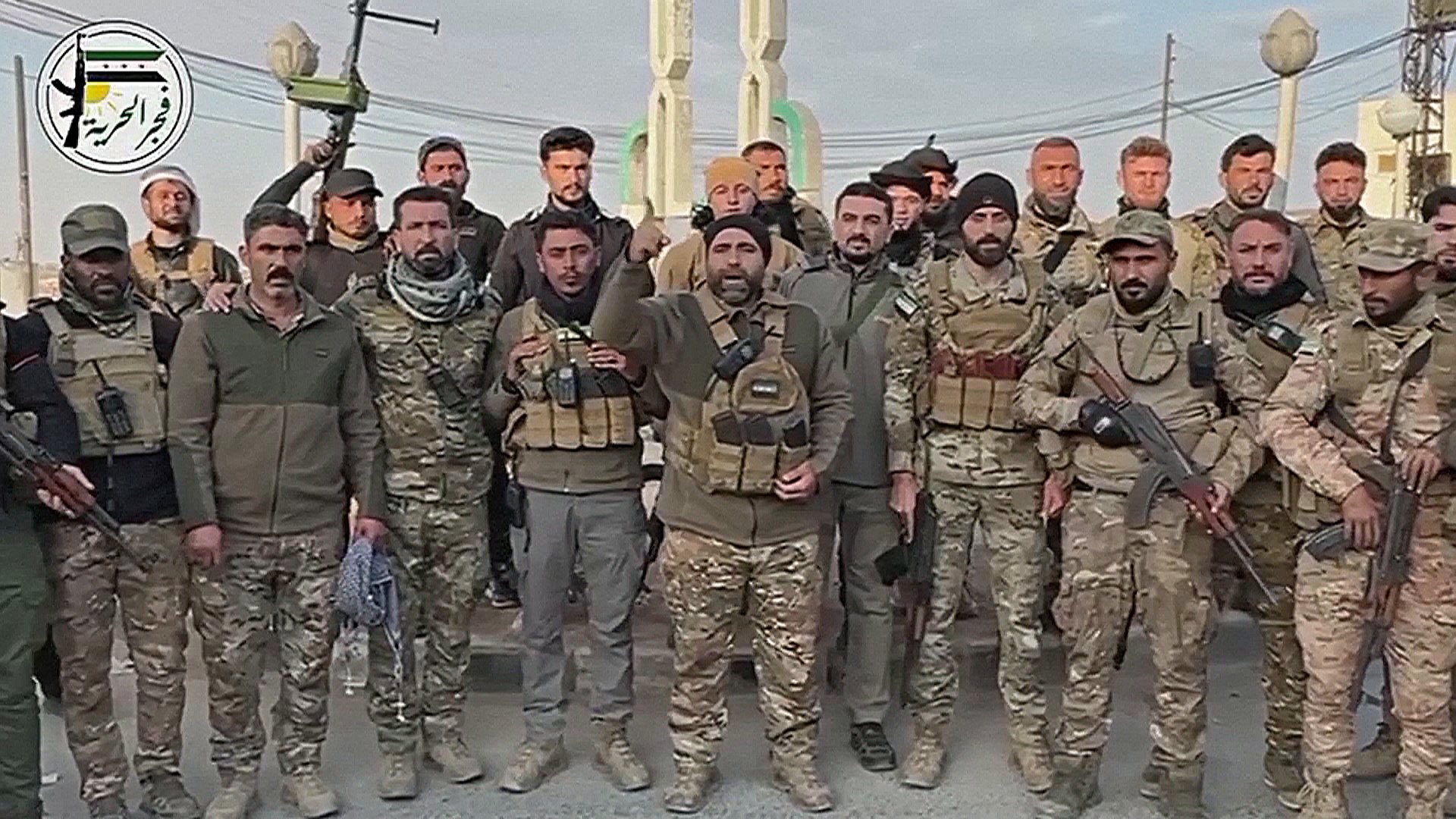 Сирийские повстанческие группировки договорились объединиться Сирийские повстанческие группировки договорились объединиться