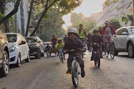 Парад велосипедистов в Мехико напоминает о важности велодорожек