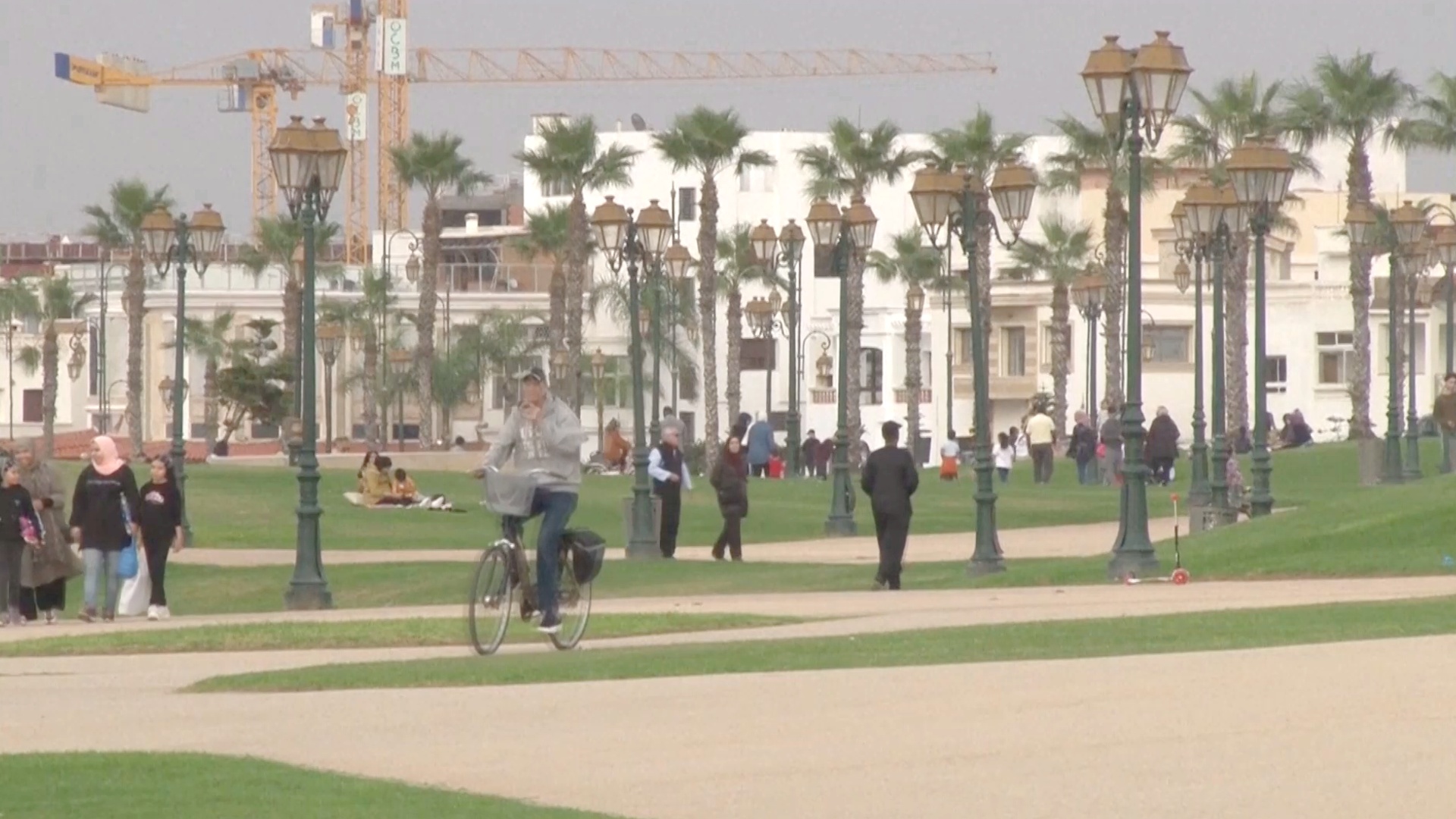 Парки и зелёная набережная в столице Марокко дают убежище от городской суеты Парки и зелёная набережная в столице Марокко дают убежище от городской суеты