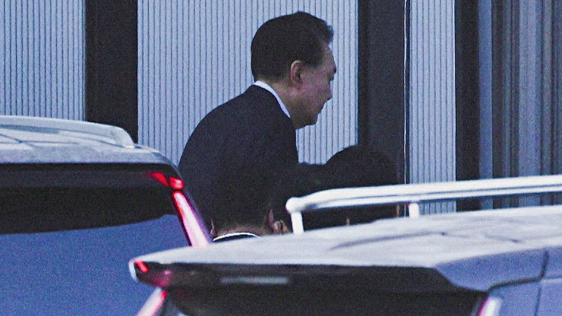 Президент Южной Кореи Юн Сок Ёль арестован Президент Южной Кореи Юн Сок Ёль арестован