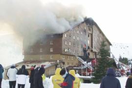 Пожар в горном отеле в Турции: 76 погибших