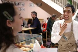 Кафе в Лондоне даёт работникам с трудностями в обучении «справедливый шанс»