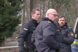 Нелегальный мигрант напал на прохожих с ножом в Германии, двое погибших