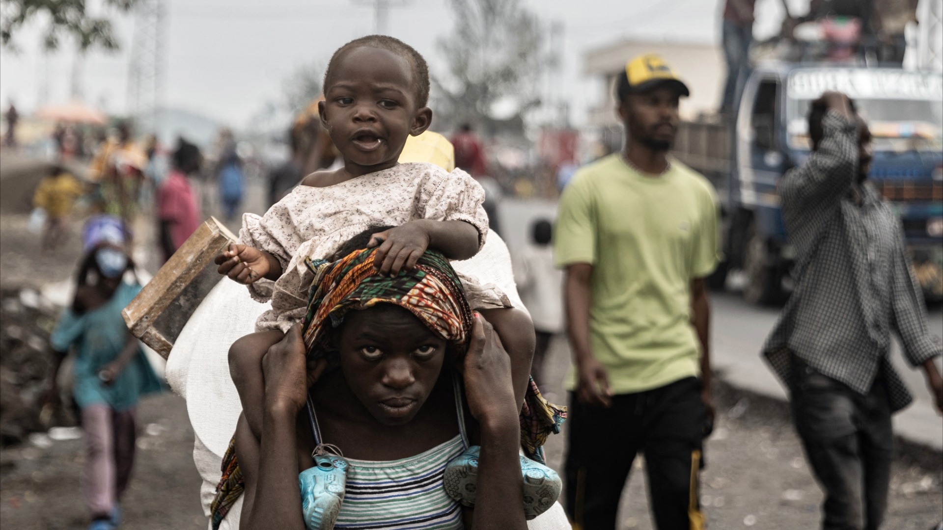 Повстанцы-тутси захватывают города и приближаются к Гоме на востоке ДР Конго