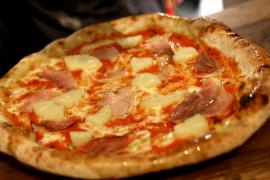 100 фунтов за гавайскую пиццу: британская пиццерия объявила войну ананасам