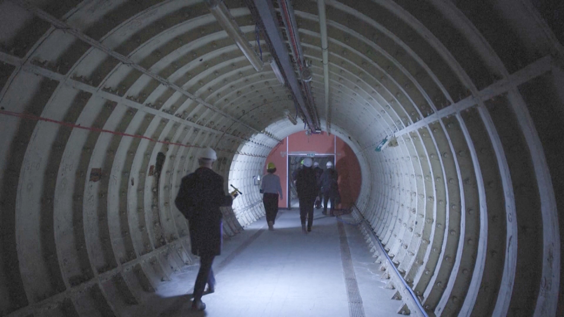 Лондонские тоннели, служившие бомбоубежищем, откроют для туристов